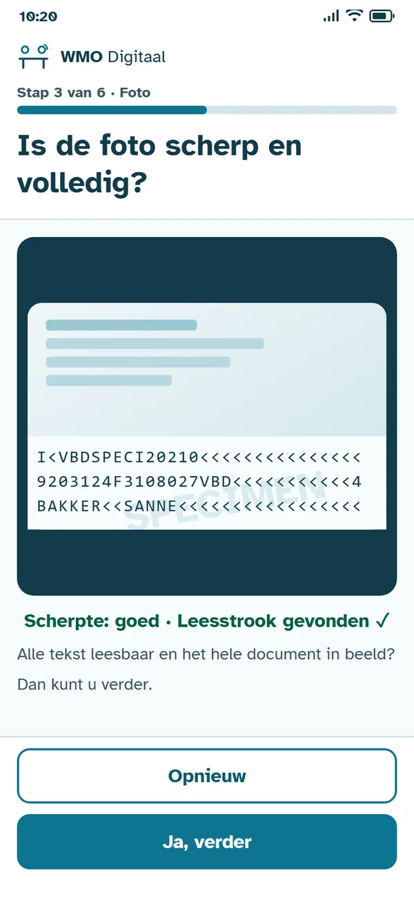 'Is de foto scherp en volledig?' met de achterkant van de specimenkaart en 'Scherpte: goed · Leesstrook gevonden'.